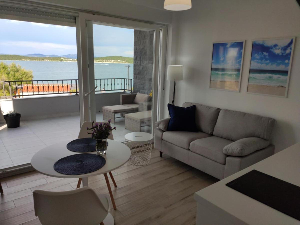 Apartmani Sara 2 Betina  Kültér fotó
