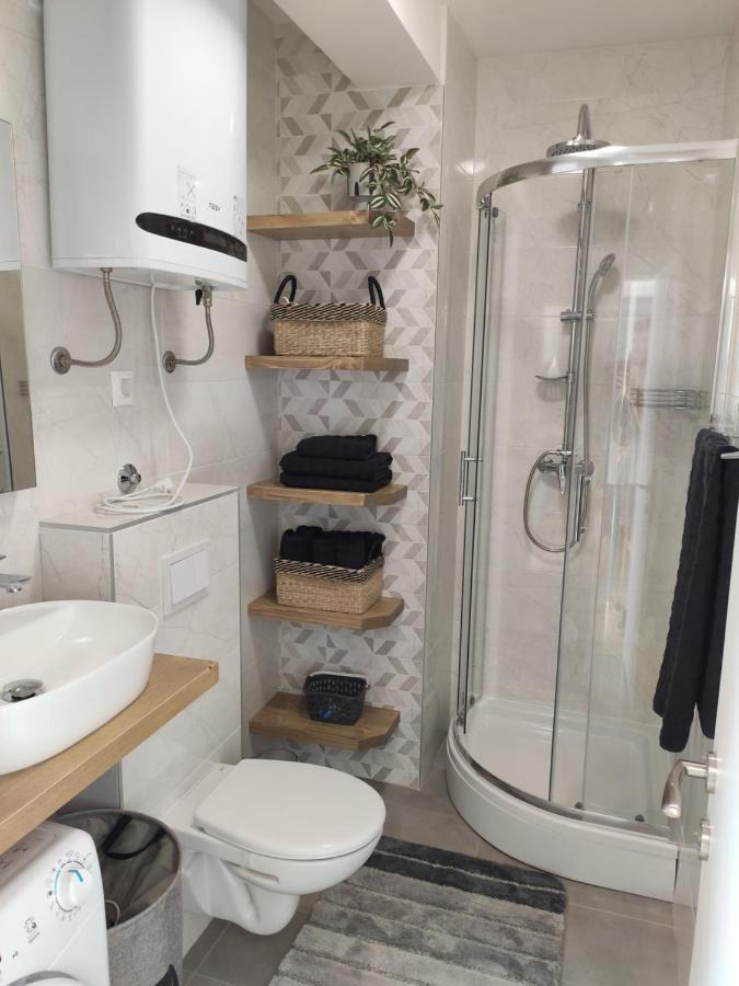 Apartmani Sara 2 Betina  Kültér fotó