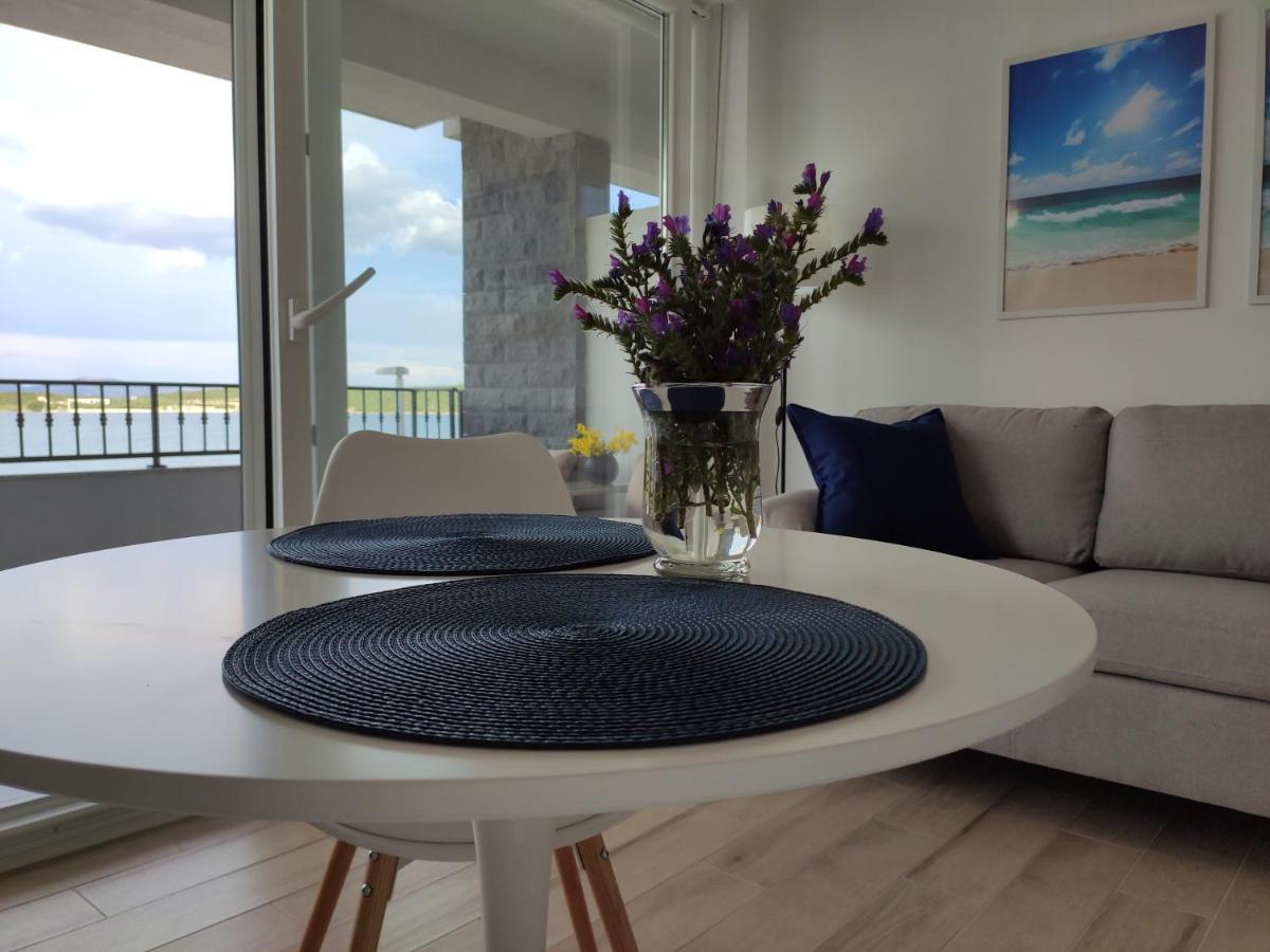 Apartmani Sara 2 Betina  Kültér fotó