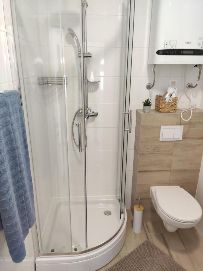 Apartmani Sara 2 Betina  Kültér fotó